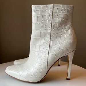 Marc Fisher booties. Size 8M